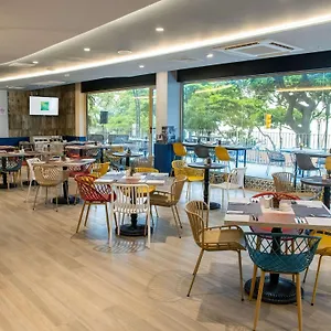 4* Hotel Ibis Styles El Malecon